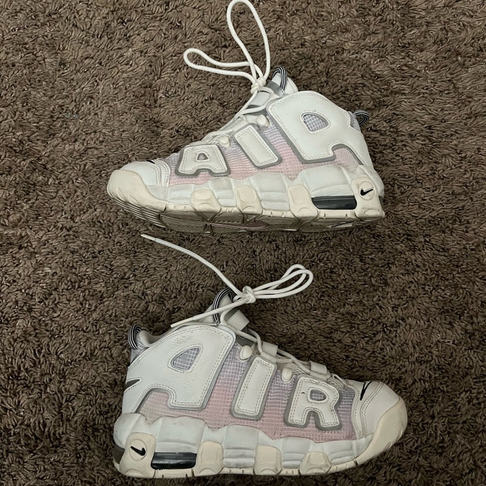 Nike Air More Uptempo GS Thank You Wilson Ivory Pink
Size 5